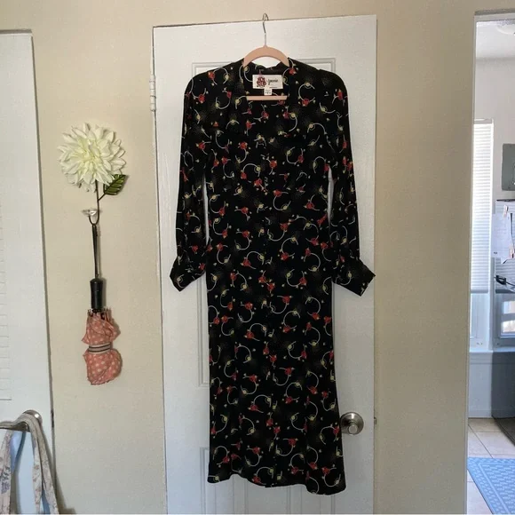 Incredible Bus Stop x Joanie Black Patterned Midi Dress - Picture 2 of 11